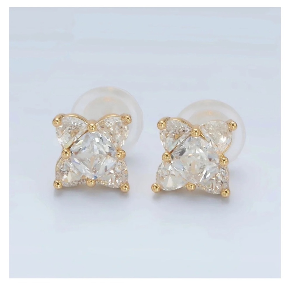 24K Gold Geometric Flower Earring